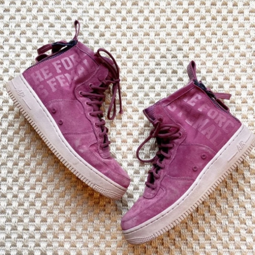 Nike Air “Force is Female” 9